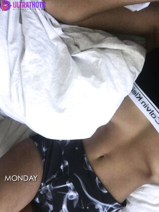 Exclusive Nudes of Kyia Peters