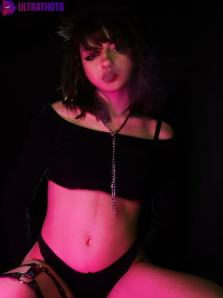 Hot lilmochidoll Nude Photos