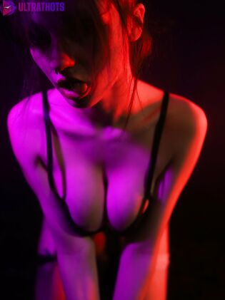 Hot lilmochidoll Nude Photos