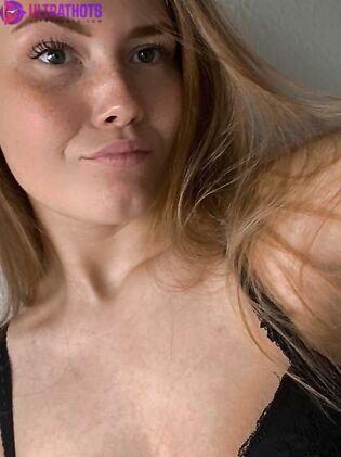 Danish Thot Sabr1126 Nude Photos (10 Pics)