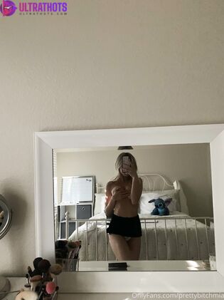 PrettyBitchMia Hot Exclusive Photos (28 Pics)