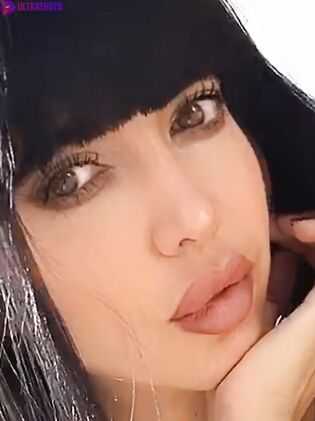 Gorgeous Milo Noire Nude Photos (28 Pics)