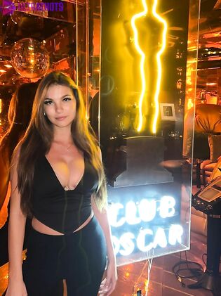 Grace Boor Sexy Photos (21 Pics)