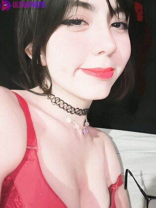 Exclusive Elenita Forger Nude Photos