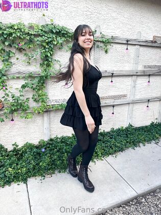 Hot Erin Ashford Nude Photos