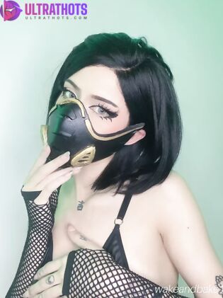 Wakeandbake14 Naked Tits And Ass Photos (36 Pics)