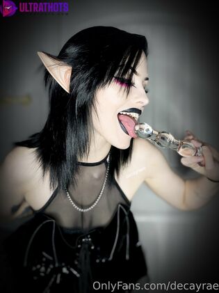 Decayraee Hot Naked Photos (24 Pics)