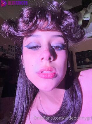 Hot Little Bunny Nude Photos