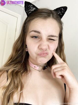 Hot BendyPiri Nude Photos