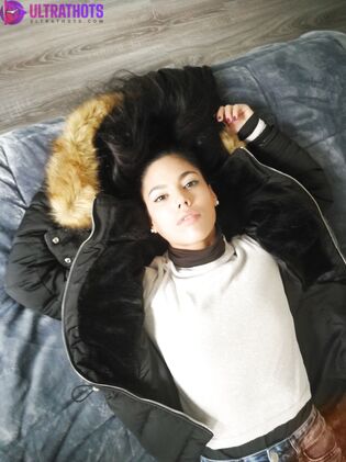 Hot Apolonia Lapiedra Nude Photos