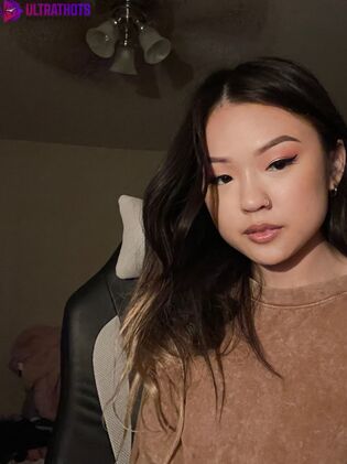 Hot Lulu Chu Nude Photos