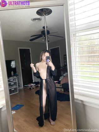 Hot Lulu Chu Nude Photos