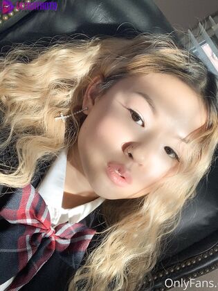 Hot Lulu Chu Nude Photos