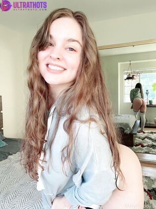 Hot Mary Moody Nude Photos