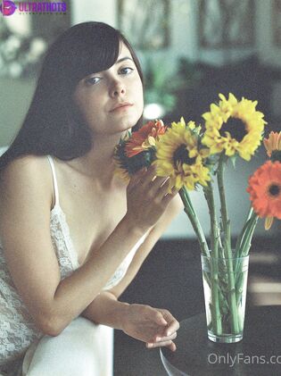 Hot Jen Moon Nude Photos