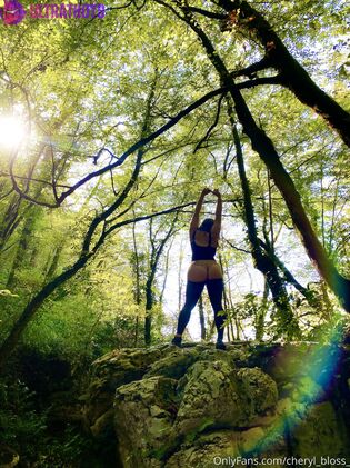 Hot Cheryl Bloss Nude Photos