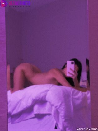 Hot Valeria Mars Nude Photos