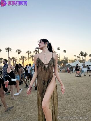 Hot Valeria Mars Nude Photos