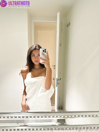 Girlylana Nude Collection (50 Photos)