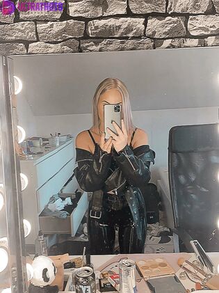 Swedish Agnes Norman