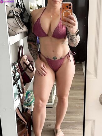 How sexy do I look