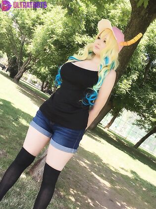 Hidori Rose Cosplay Pictures with Nudes