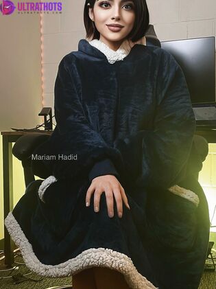Sexy Pictures of Mariam Hadid