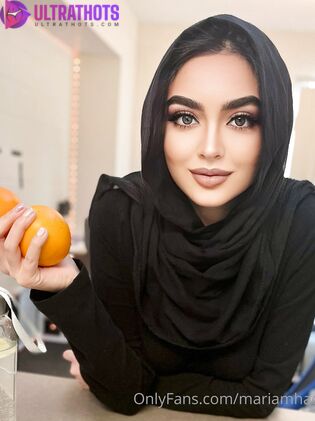 Sexy Pictures of Mariam Hadid