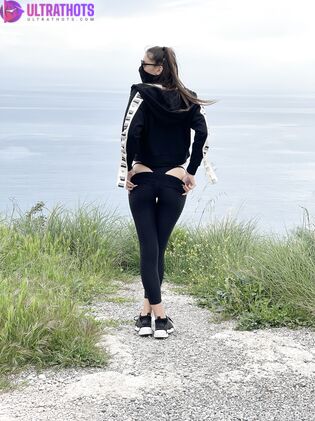 Hot YoyaGrey Nude Photos