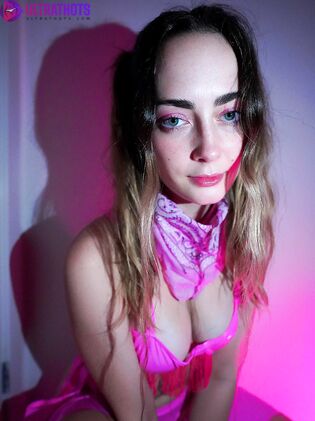 Exclusive Yungllamacita Nude Photos