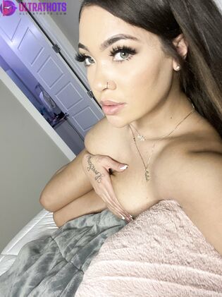 Cassidy Banks Onlyfans Nudes