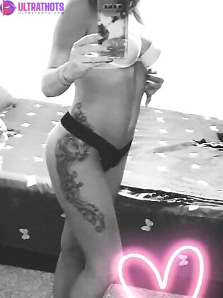 Danish Justalexandra22 Leaked Nudes (19 Pics)