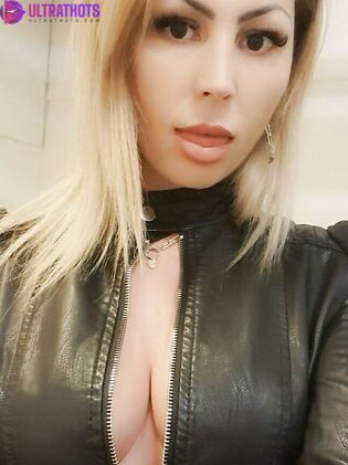 Danish Justalexandra22 Leaked Nudes (19 Pics)