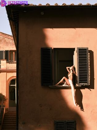 Hot Liza Kovalenko Nude Photos