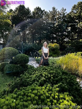 Hot Milla Royce Nude Photos