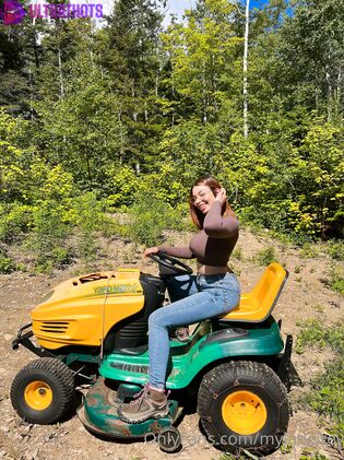 Hot Myla Del Rey Nude Photos