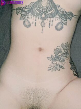 Hot Yamthacha Nude Photos