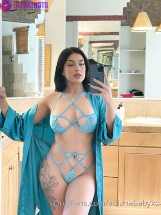 Lexi.Mami Exclusive Naked Photos (21 Pics)