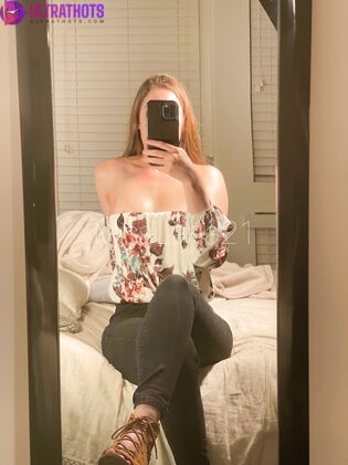 Exclusive Miss Lana Nude Photos