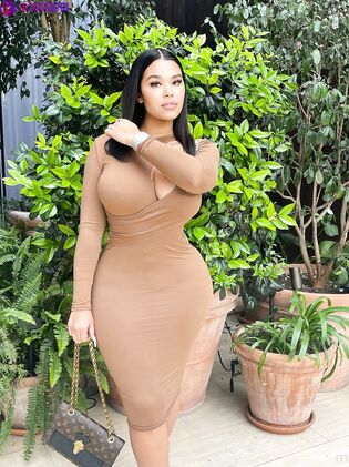 Hot Mulan Hernandez Nude Photos