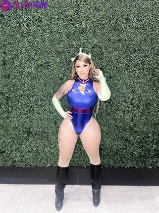 Hot Mulan Hernandez Nude Photos