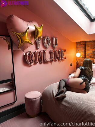 Hot Charlottiie Nude Photos