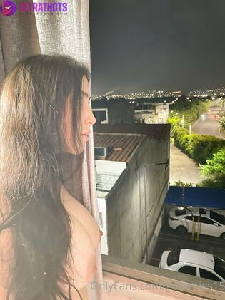 Hot Gummies15 Nude Photos