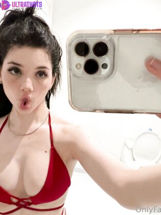 Puppiwi Sexy Photo Collection (36 Pics)