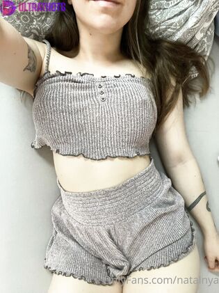 Hot Natalnya Nude Photos