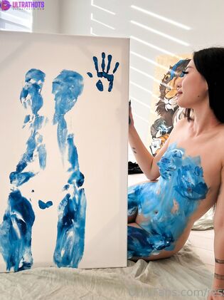 Zoey Dragon Sexy Photos (36 Pics)