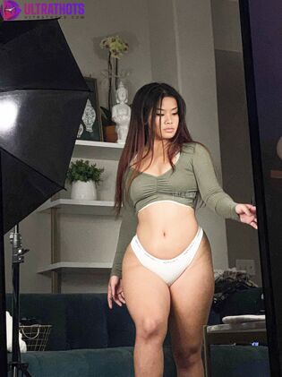 Hot Jaigaux Nude Photos