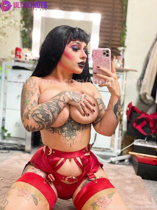 Hot The Queenie Nude Photos