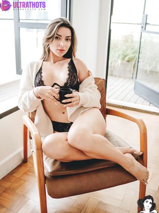 Hot Gabrieli Dortt Nude Photos