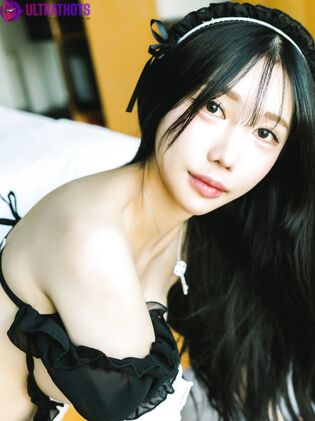 Hot Yunjini Nude Photos